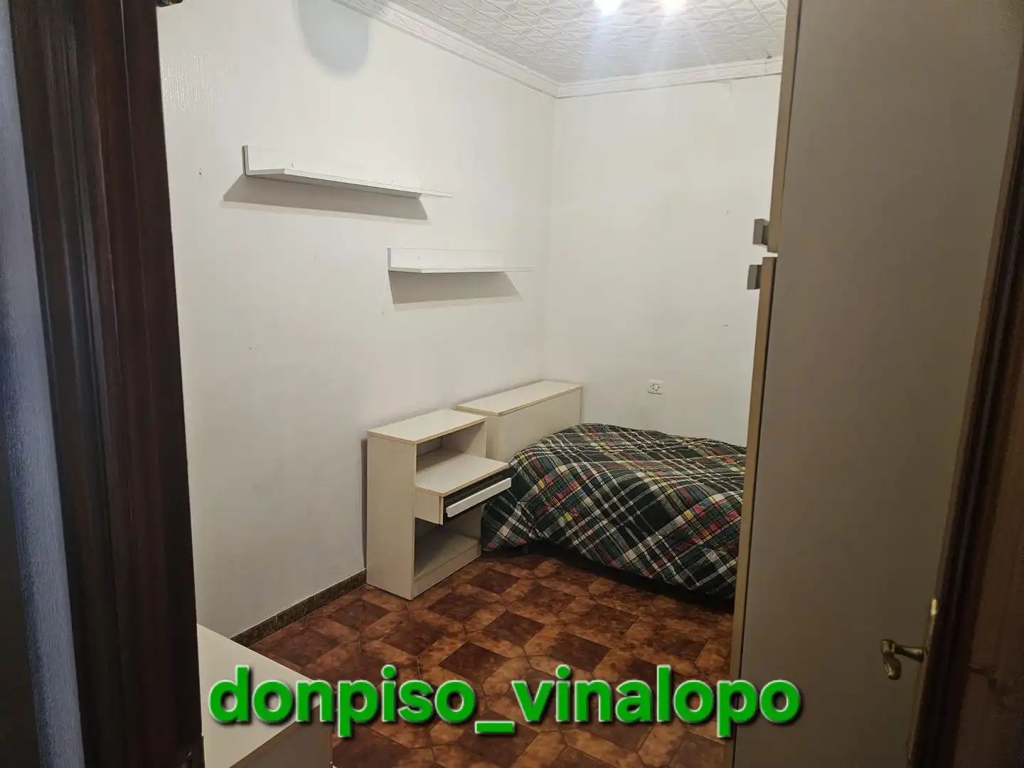 Dormitori de Apartament en venda en Elda amb Aire condicionat, Terrassa i Balcó