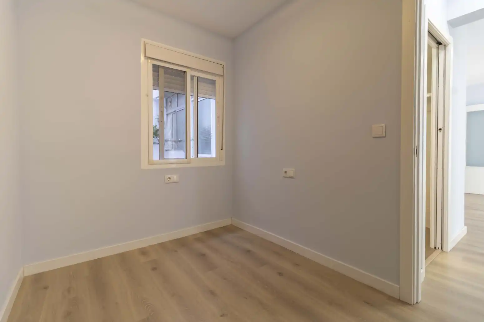 Bedroom of Flat for sale in Sevilla  with Terrace