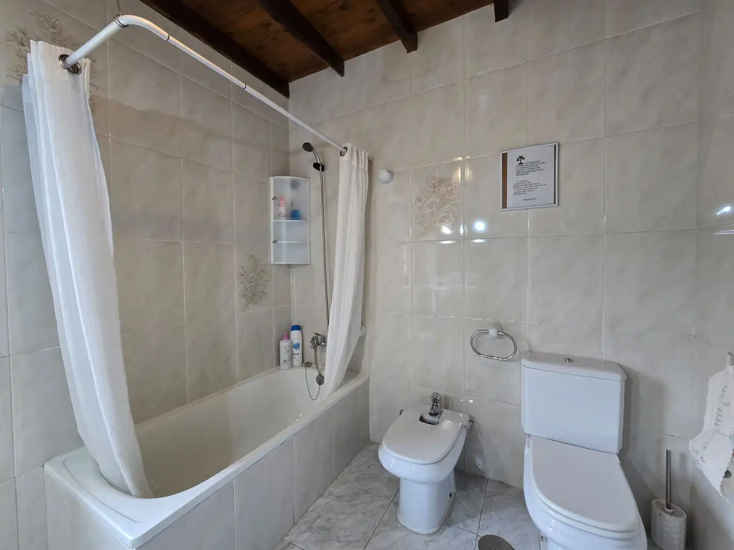 Bany de Casa o xalet en venda en Llanes amb Calefacció, Terrassa i Traster