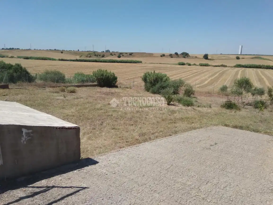 Terreny residencial en venda a Sanlúcar la Mayor