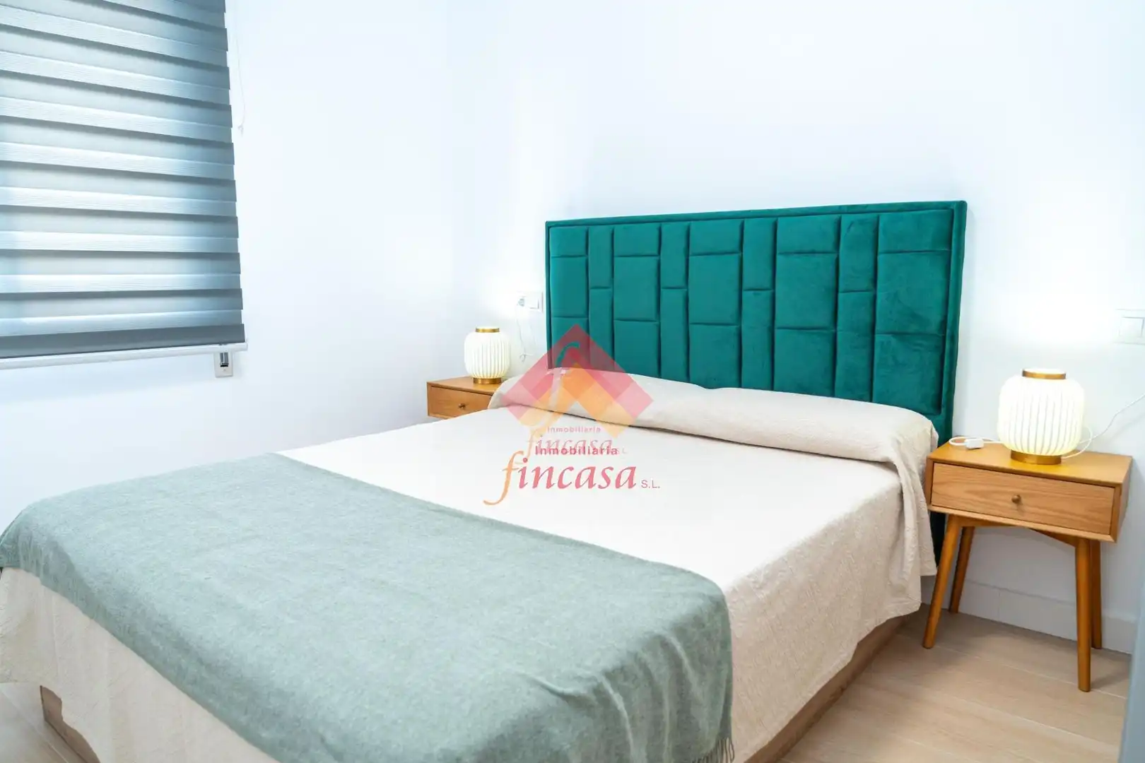 Bedroom of Flat for sale in Ronda  with Heating, Terrace and Furnished