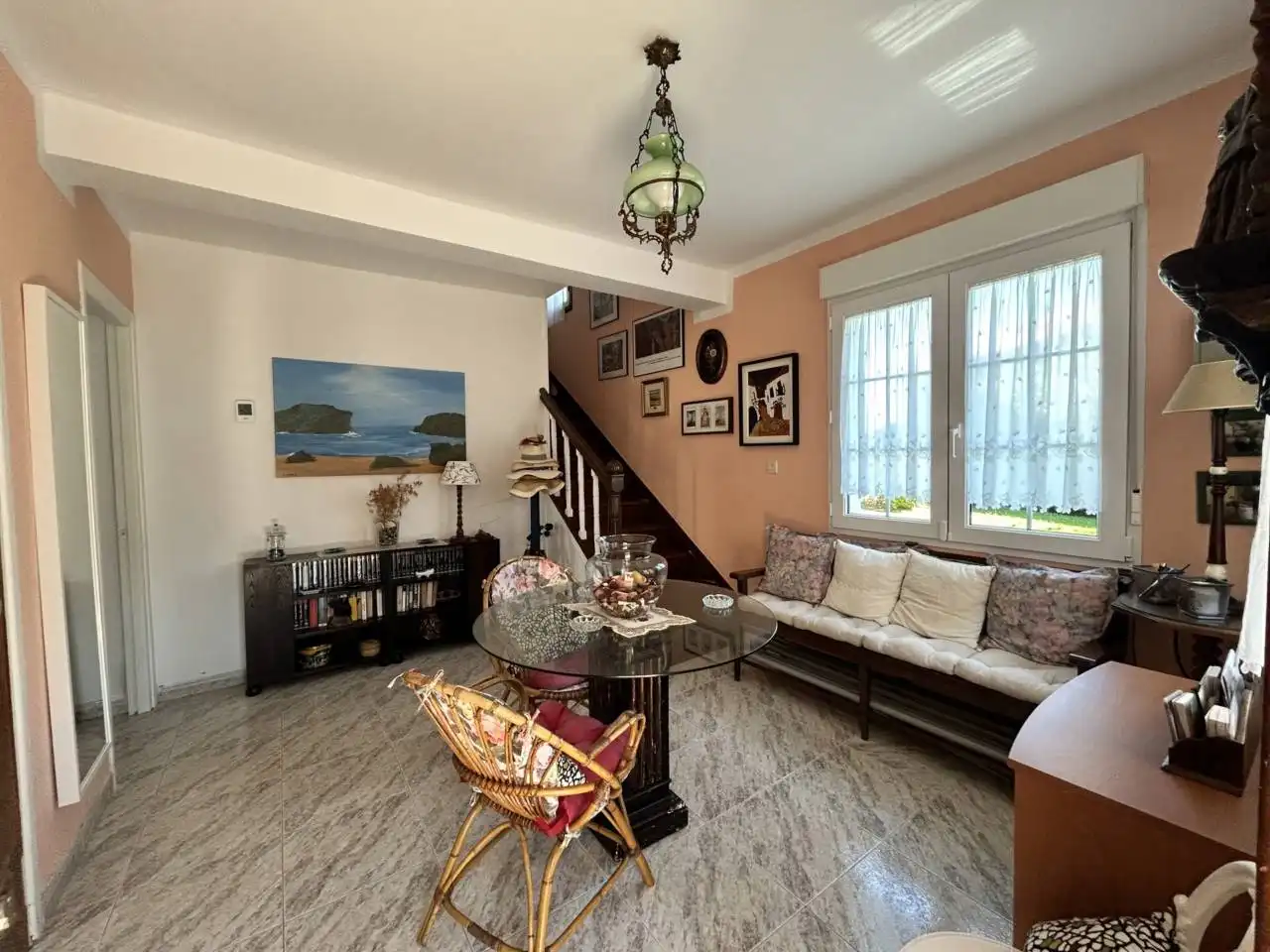 Wohnzimmer von Haus oder Chalet zum Verkauf in Llanes mit Heizung, Privatgarten und Terrasse