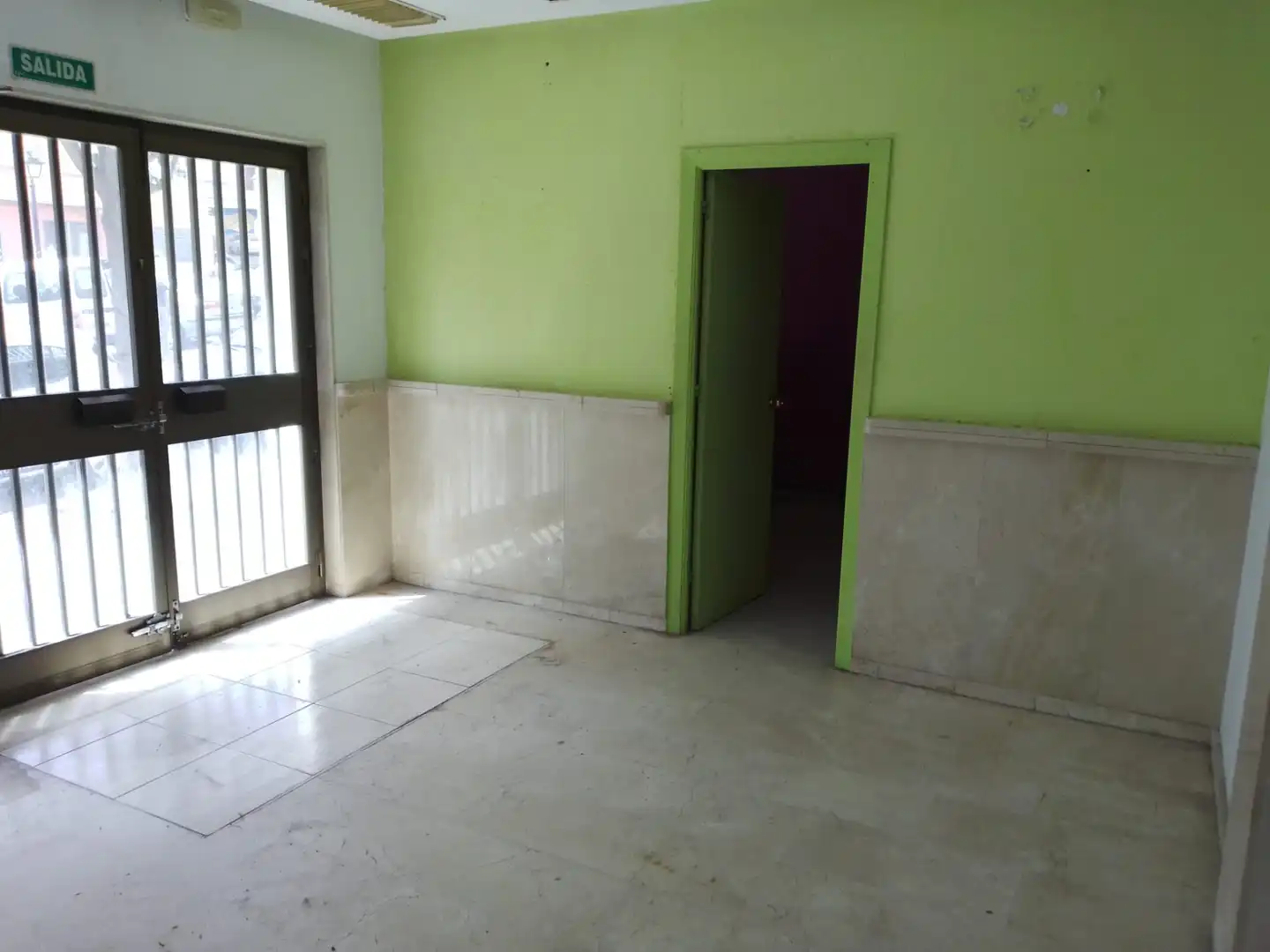 Business premises for sale in Calle Fuente Nueva