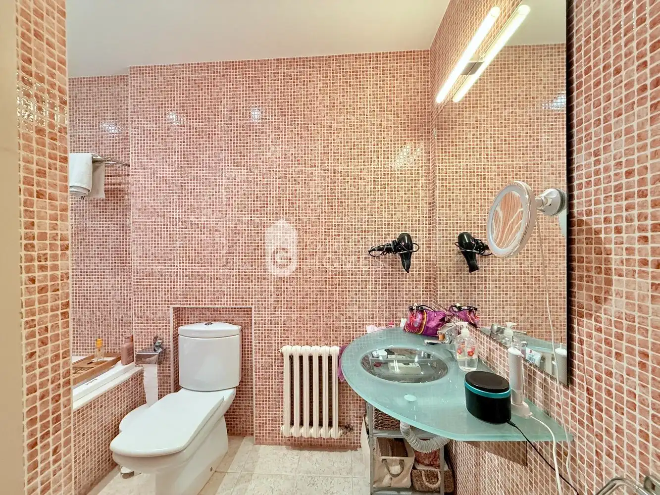 Baño de Piso en venta en Girona con Terraza y Trastero