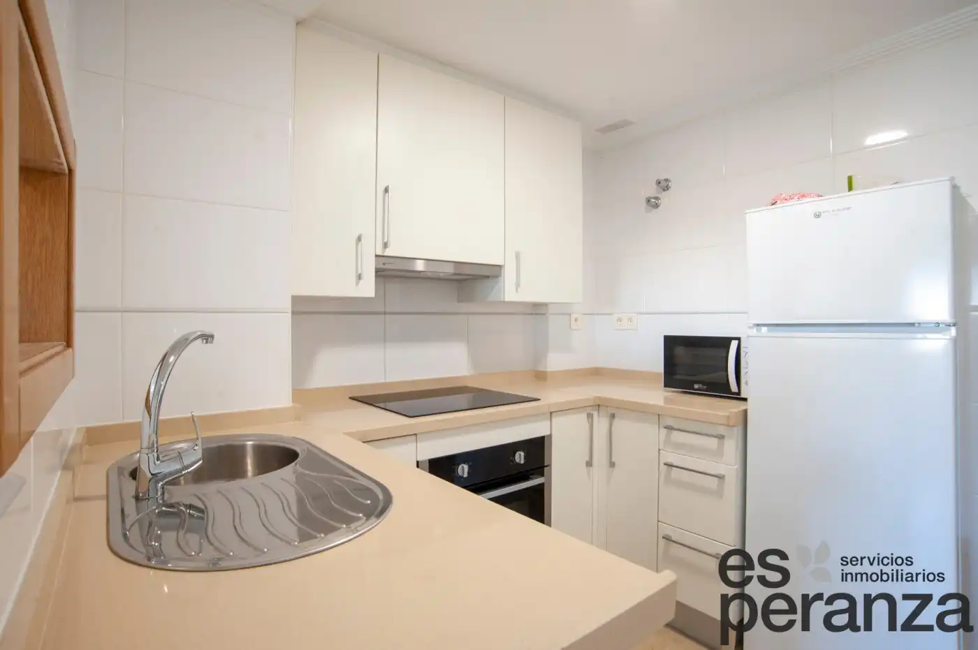 Mini appartamento con ascensore in affitto a Calle embajador inocencio arias, imagen 11