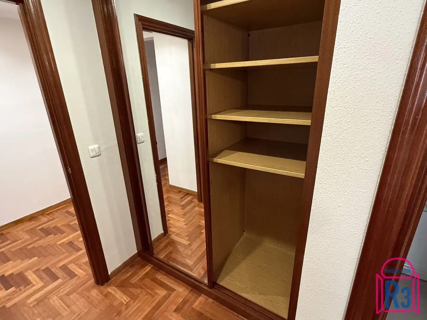 Schlafzimmer von Wohnung zur Miete in León Capital  mit Heizung, Terrasse und Möbliert