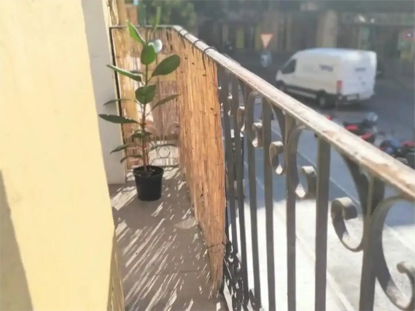 Terrasse von Wohnung zur Miete in  Zaragoza Capital mit Klimaanlage und Balkon