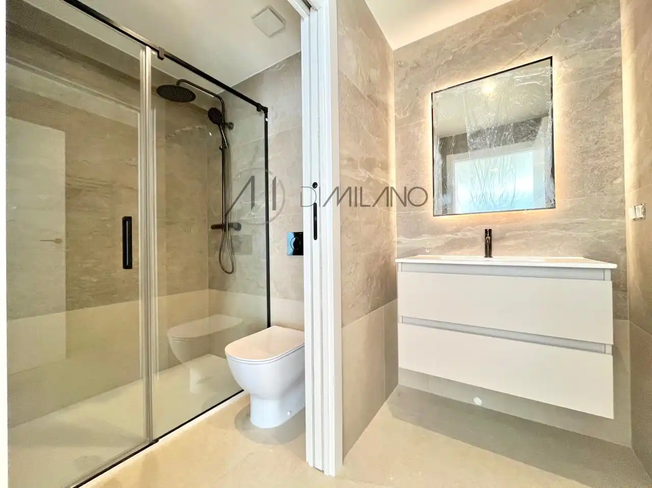 Baño de Ático en venta en Vigo  con Calefacción