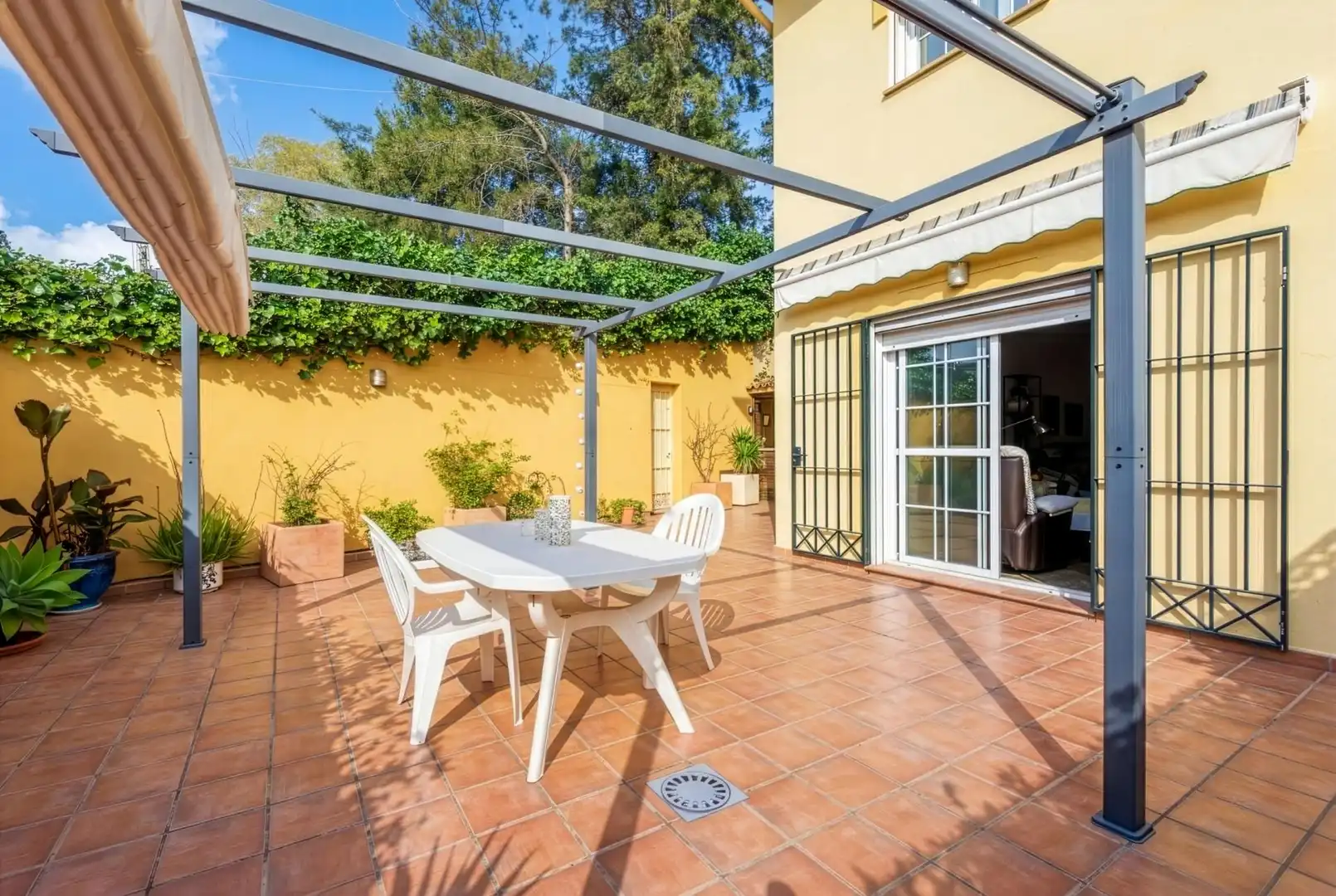 Doppelhaushälfte mit Pool zum Verkauf in 96 Calle Jabea #Urb Quebradagolf, imagen 4