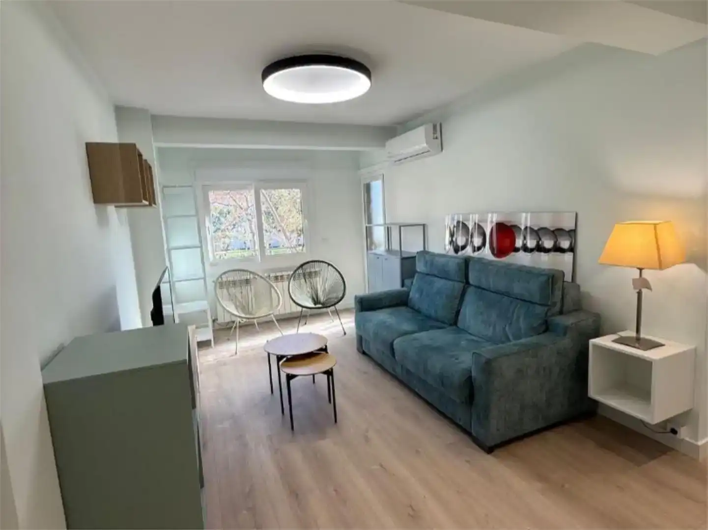 Sala d'estar de Pis en venda en Caballería Española