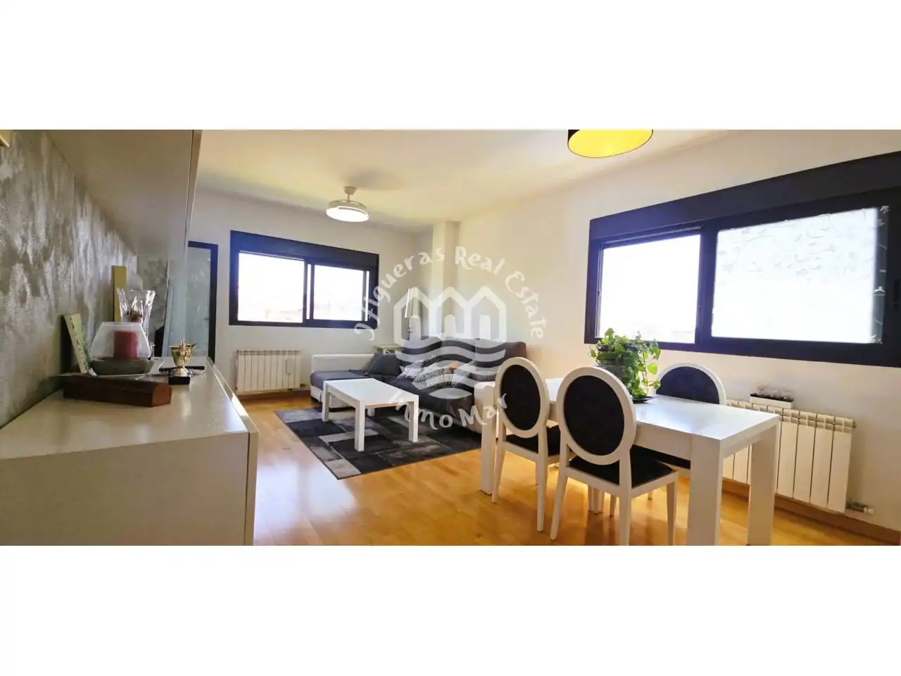 Living room of Flat for sale in Vila-seca  with Air Conditioner, Heating and Parquet flooring