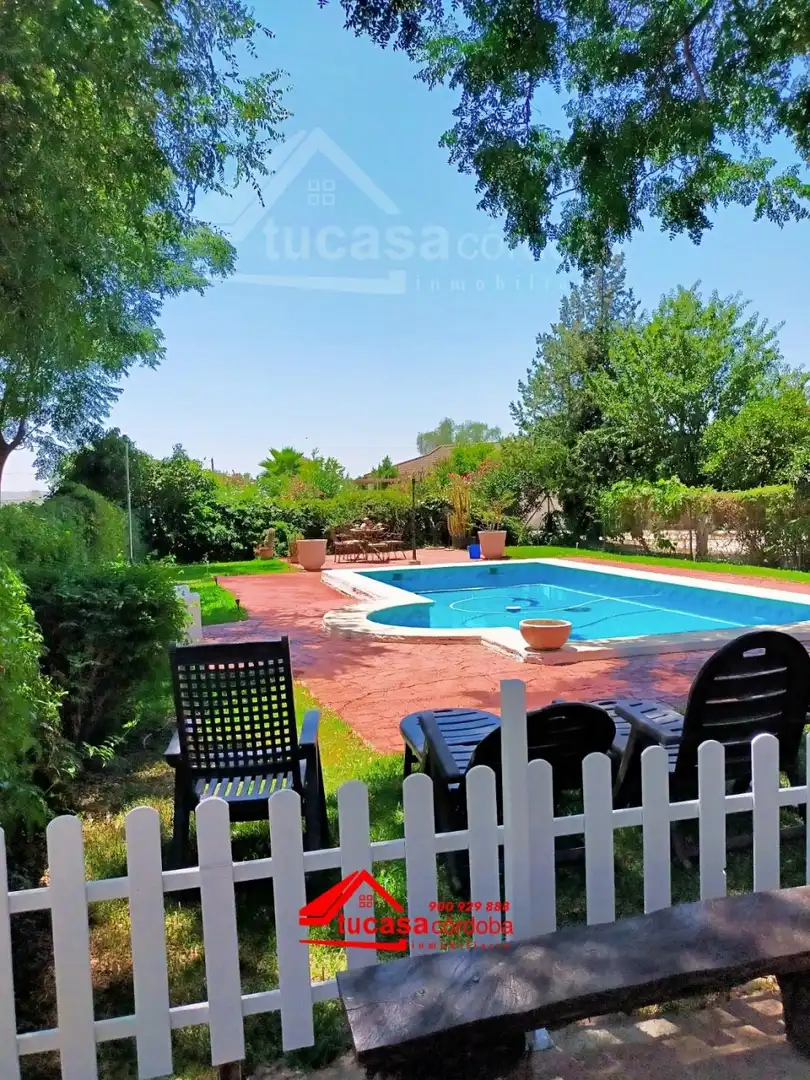 Casa rústica amb piscina en venda a Periurbano Oeste - Sierra, imagen 2