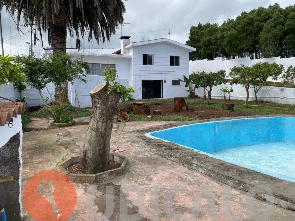 Piscina de Casa o xalet en venda en San Cristóbal de la Laguna amb Jardí privat, Terrassa i Traster