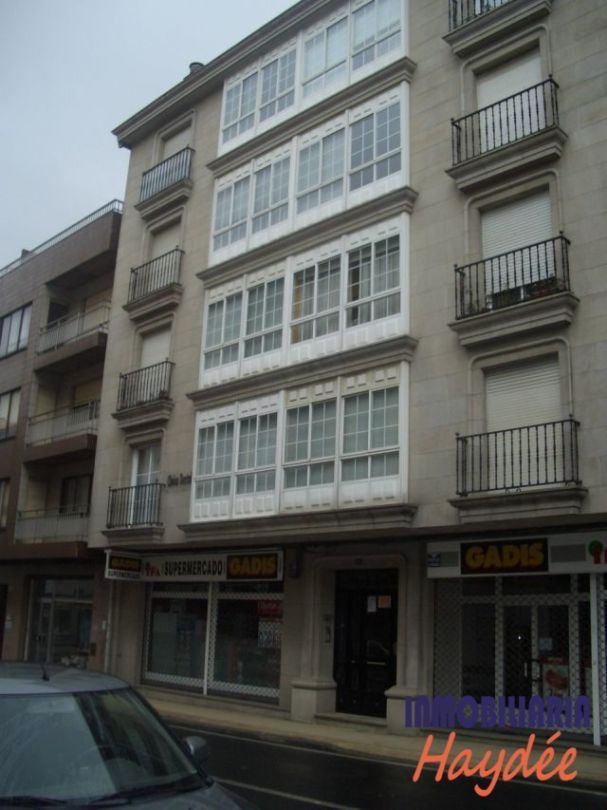 Exterior view of Flat to rent in Melide  with Heating