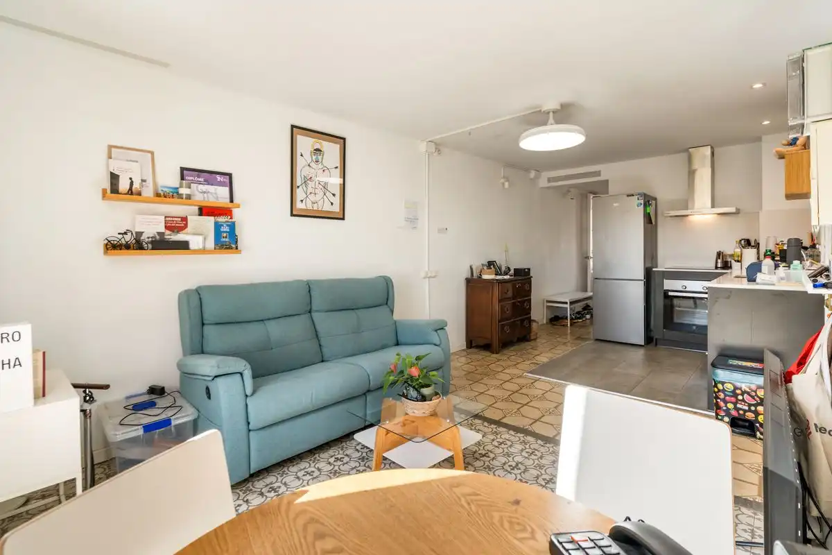 Wohnzimmer von Dachboden zum Verkauf in Barcelona mit Klimaanlage, Heizung und Terrasse