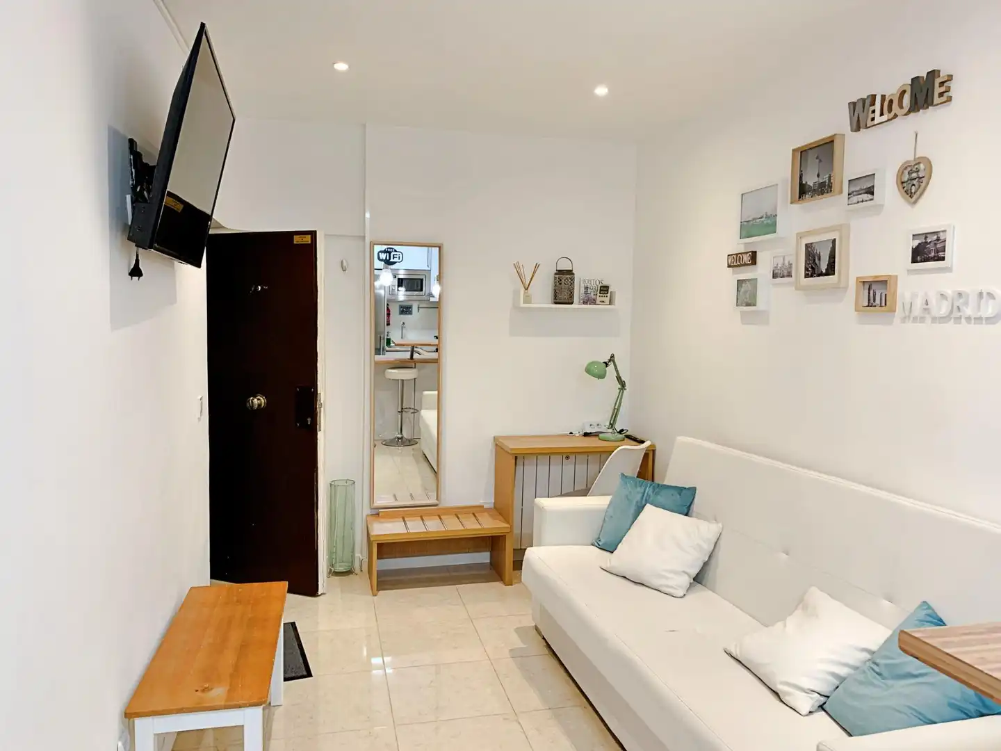 Sala de estar de Piso en venta en Madrid con Calefacción, Terraza y Amueblado