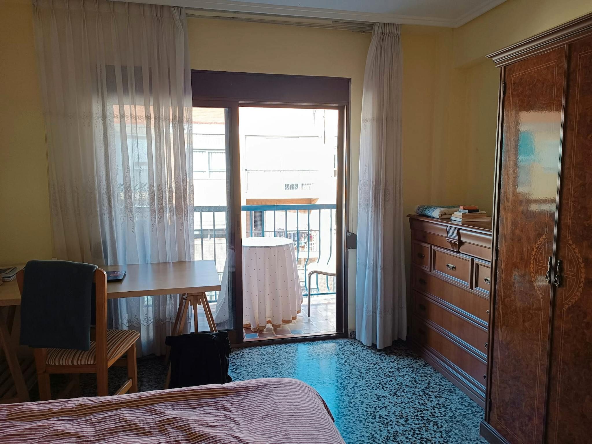 Bedroom of Flat to rent in  Valencia Capital  with Furnished, Washing machine and TV