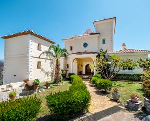 Exterior view of House or chalet for sale in Estepona  with Air Conditioner, Private garden and Terrace