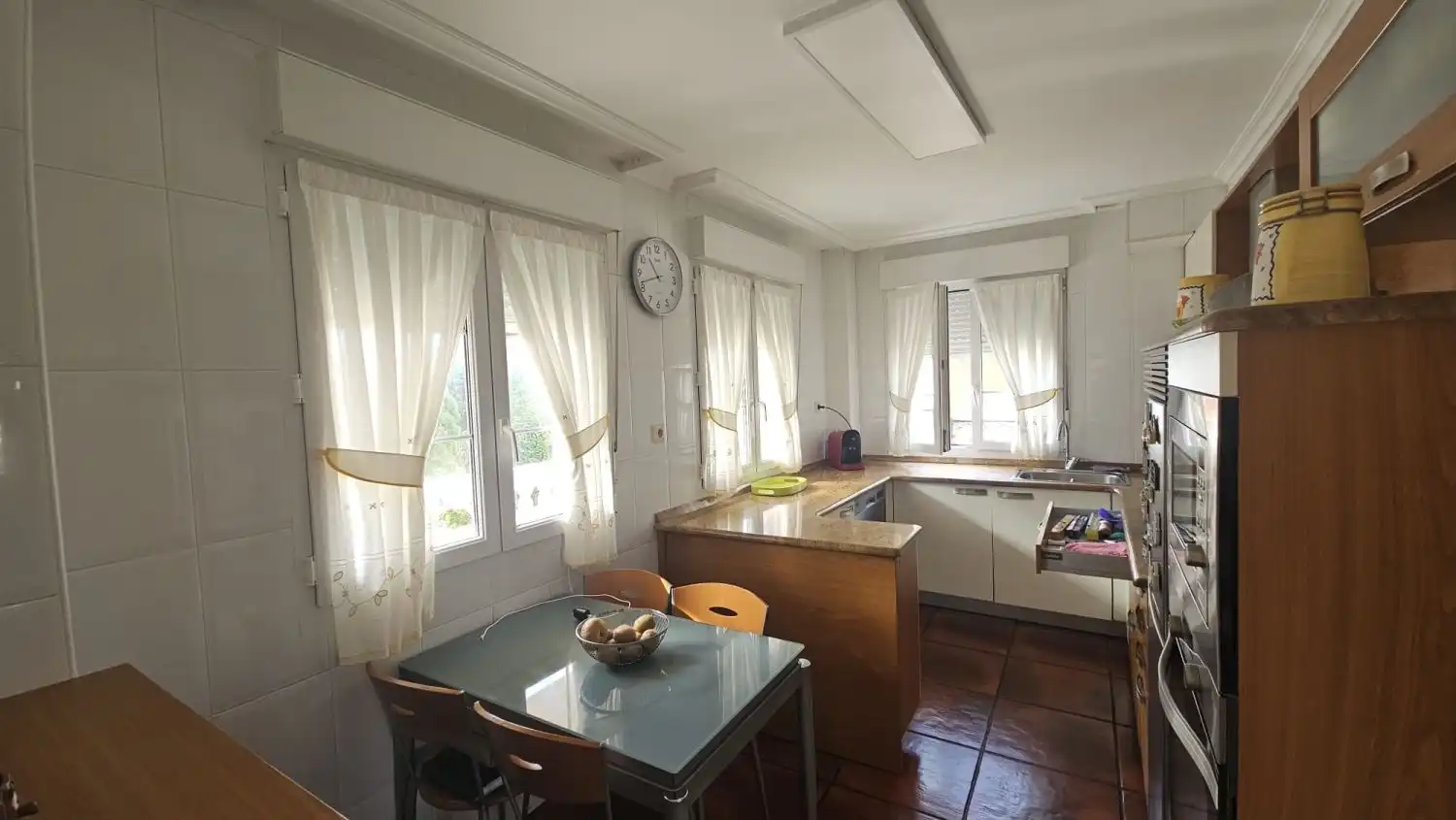 Küche von Haus oder Chalet zum Verkauf in Santa Cruz de Bezana mit Heizung