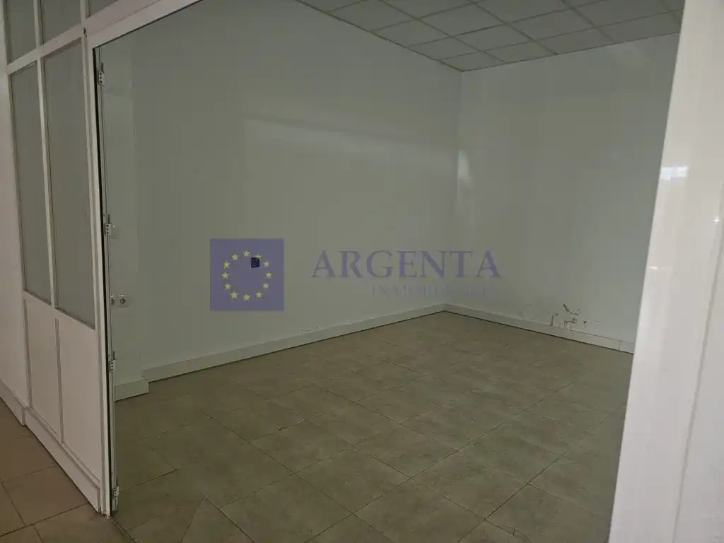 Locale commerciale in affitto a Calle Alfonso Ix, imagen 13