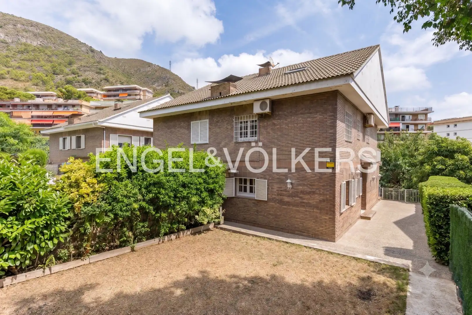 Vista exterior de Casa o chalet en venta en Castelldefels con Aire acondicionado, Calefacción y Jardín privado