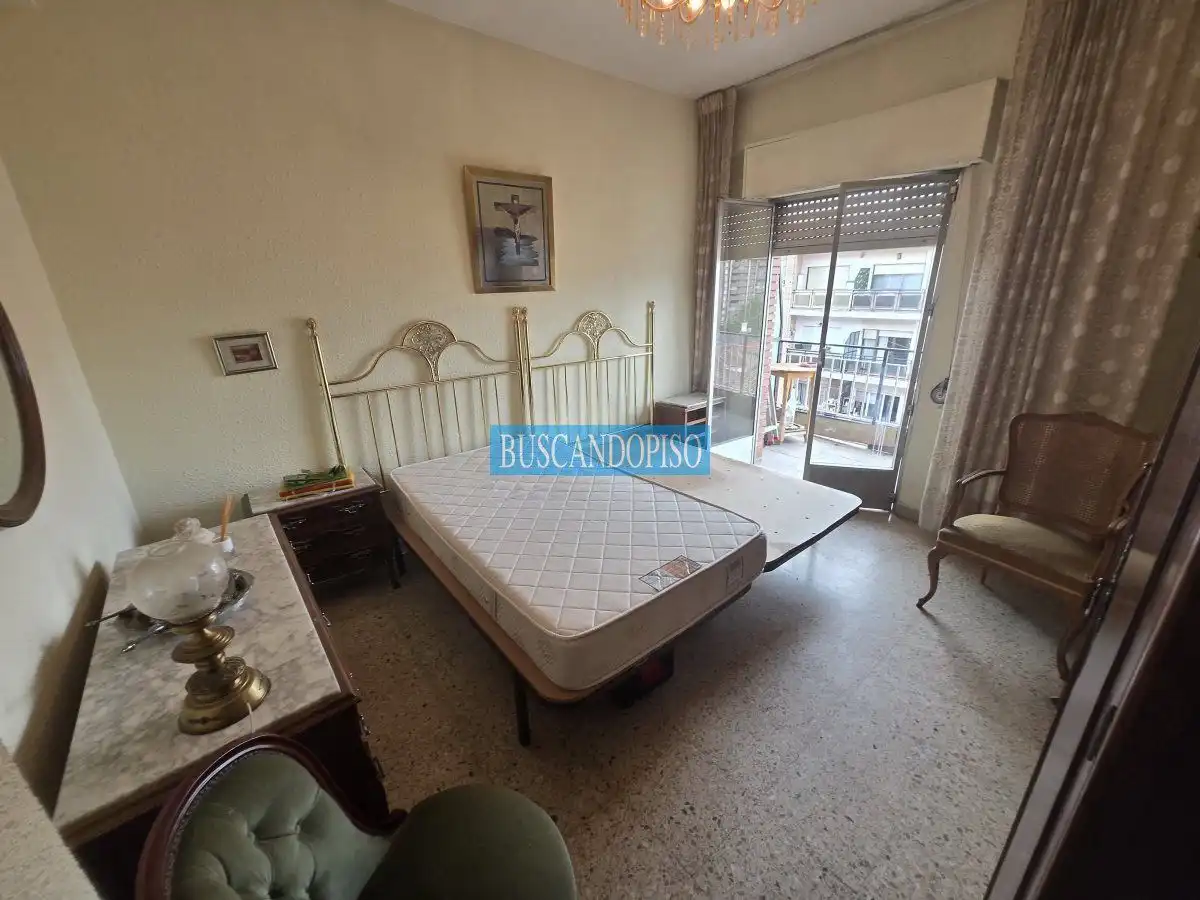 Schlafzimmer von Wohnung zum Verkauf in  Logroño mit Heizung, Terrasse und Abstellraum