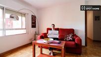 Living room of Flat to rent in  Madrid Capital  with Air Conditioner and Balcony