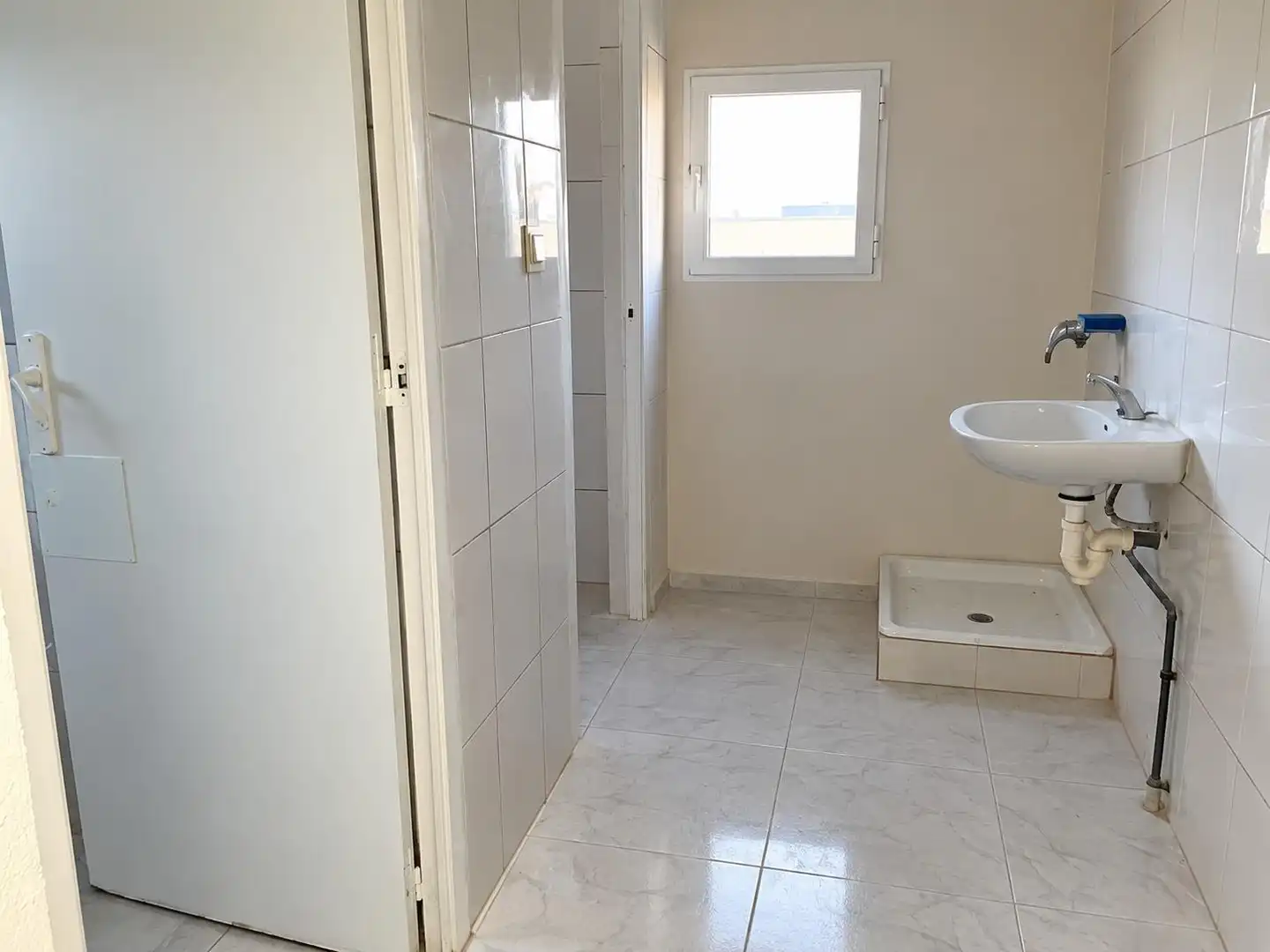 Badezimmer von Fabrikhallen zum Verkauf in Eixample