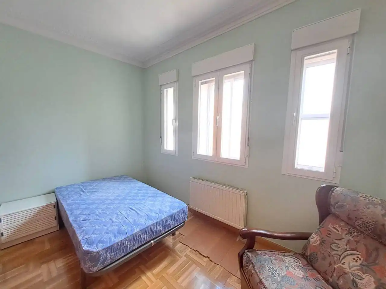 Dormitori de Pis en venda en Zona Sur - Barrio Cortes