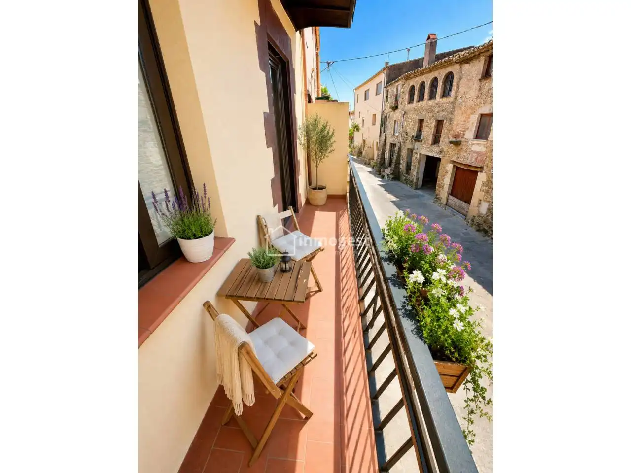 Terraza de Piso en venta en Flaçà con Jardín privado, Terraza y Trastero
