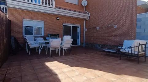 Foto 2 de Casa adosada en venda a Calle la Concordia, 20, Recas, Toledo