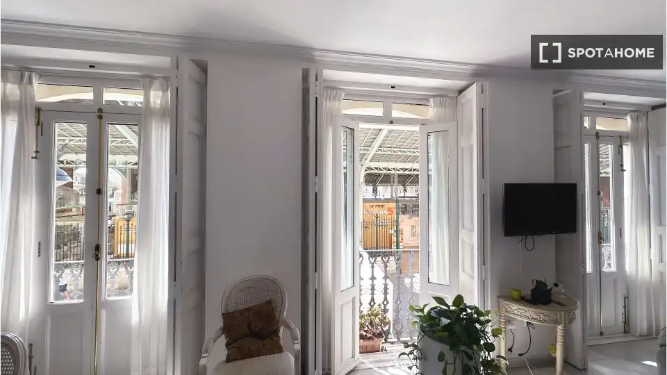 Terraza de Apartamento para compartir en Valencia con Aire acondicionado, Calefacción y Terraza