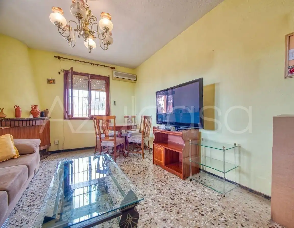 Sala d'estar de Casa o xalet en venda en Alicante / Alacant amb Aire condicionat, Terrassa i Traster