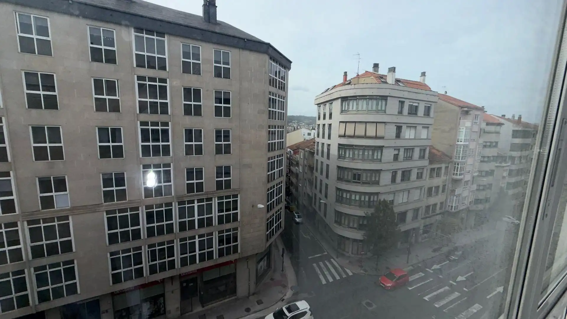 Vista exterior de Pis en venda en Ourense Capital  amb Calefacció, Traster i Moblat