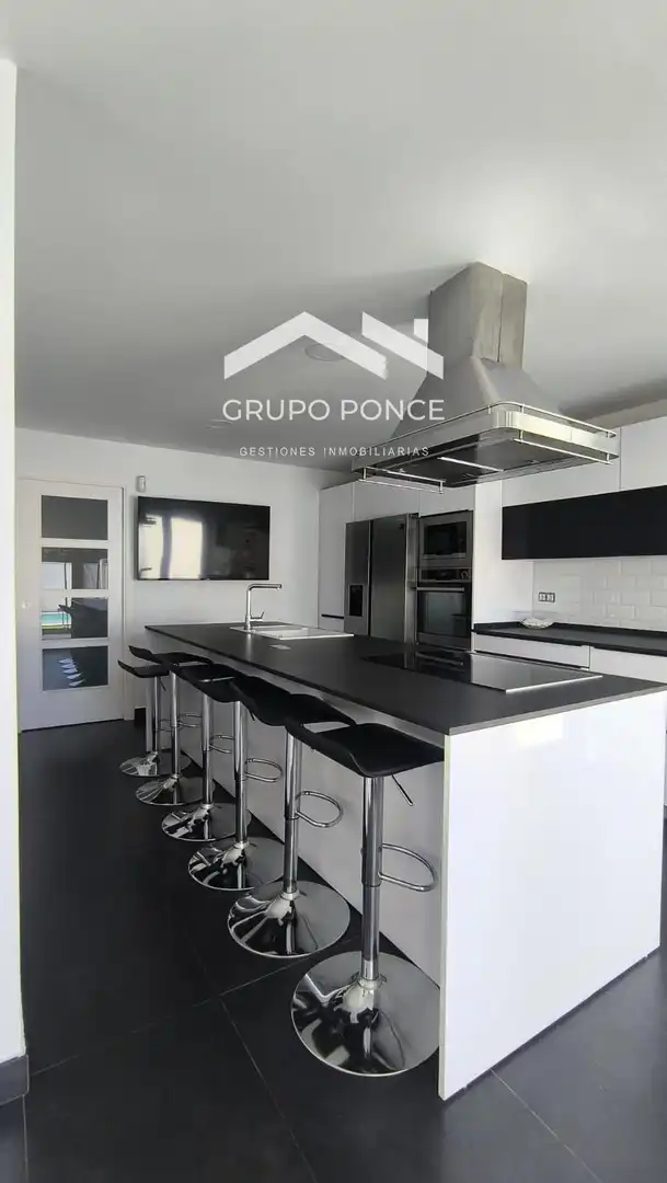 Kitchen of Detached homes for sale in Jerez de la Frontera  with Air Conditioner, Swimming Pool and Furnished