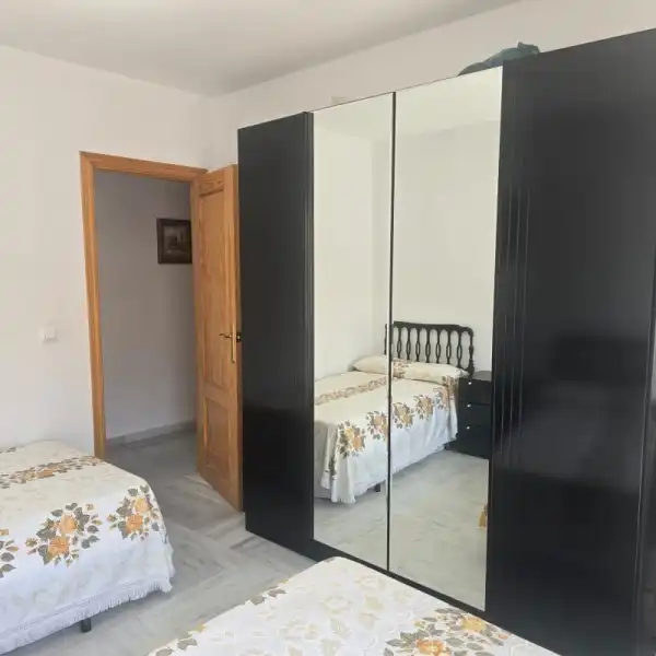Dormitori de Pis en venda en Motril amb Balcó