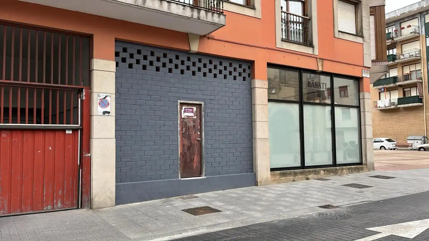 Business premises for sale in Monago Torre Kalea, imagen 3