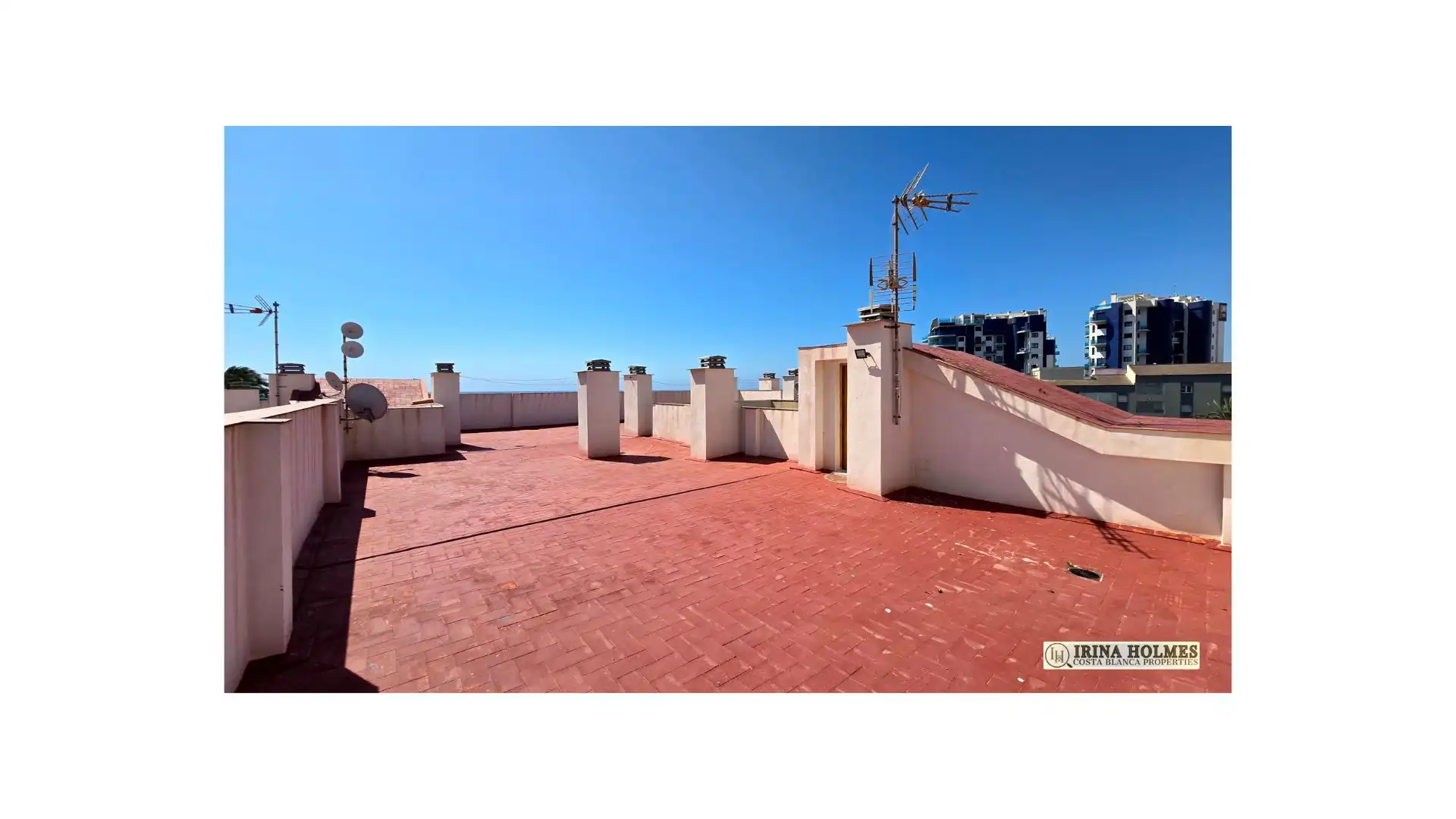 Terraza de Piso en venta en Torrevieja con Aire acondicionado, Jardín privado y Terraza