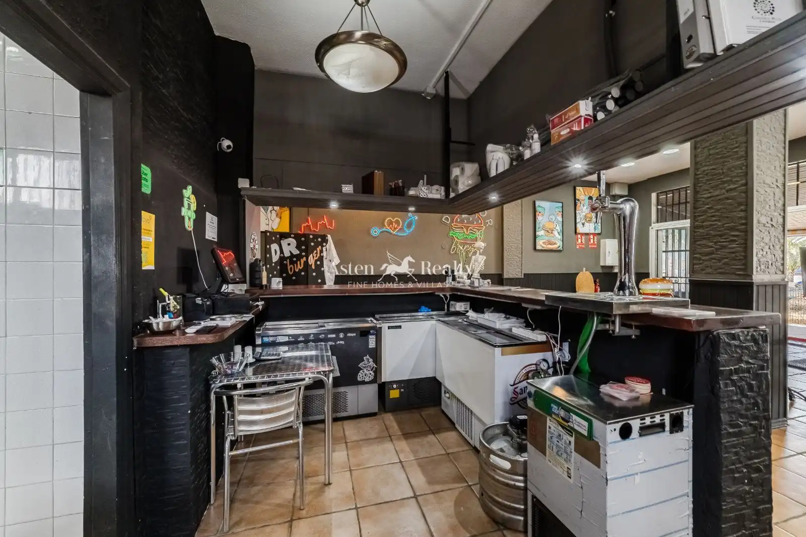 Cocina de Local en traspaso en Arona con Aire acondicionado, Amueblado y Internet