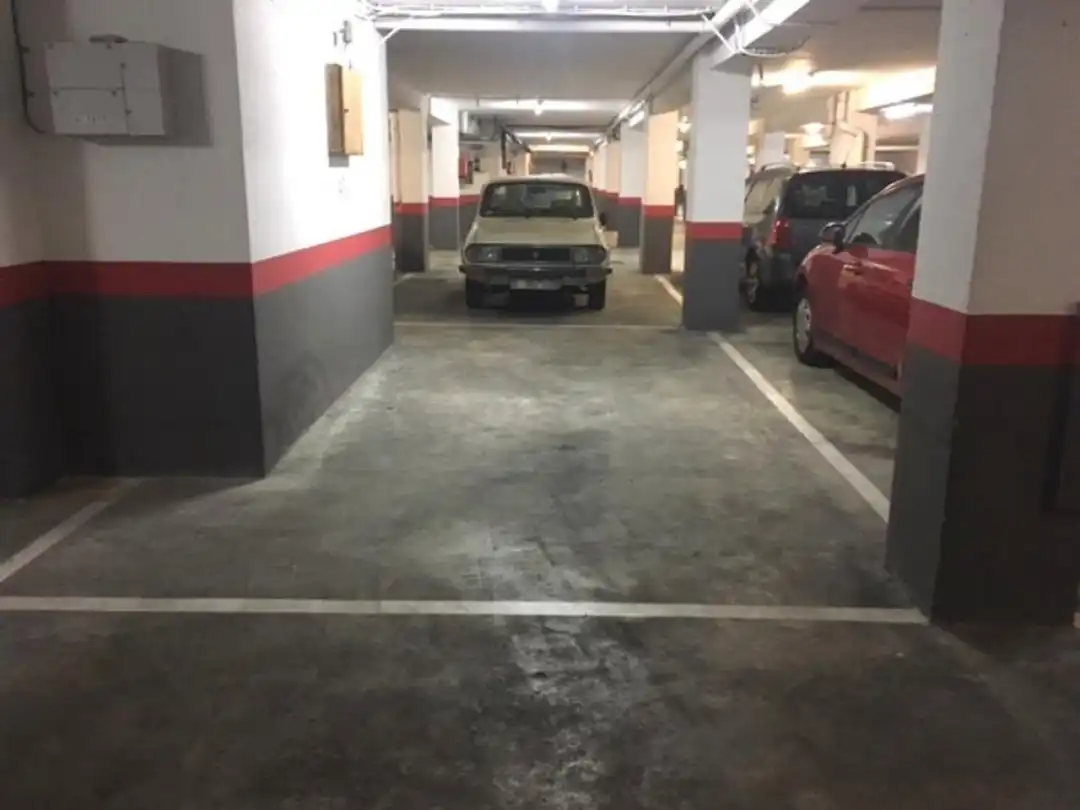 Parking de Garaje en venta en  Pamplona / Iruña