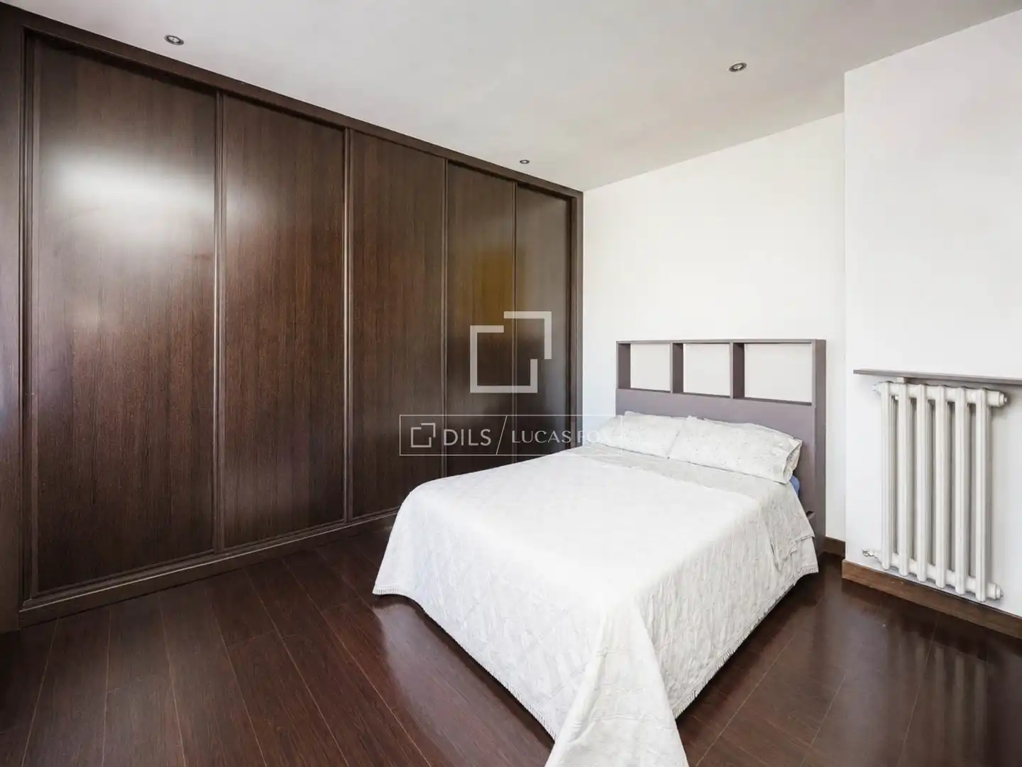 Bedroom of Attic for sale in Madrid  with Air Conditioner, Heating and Terrace