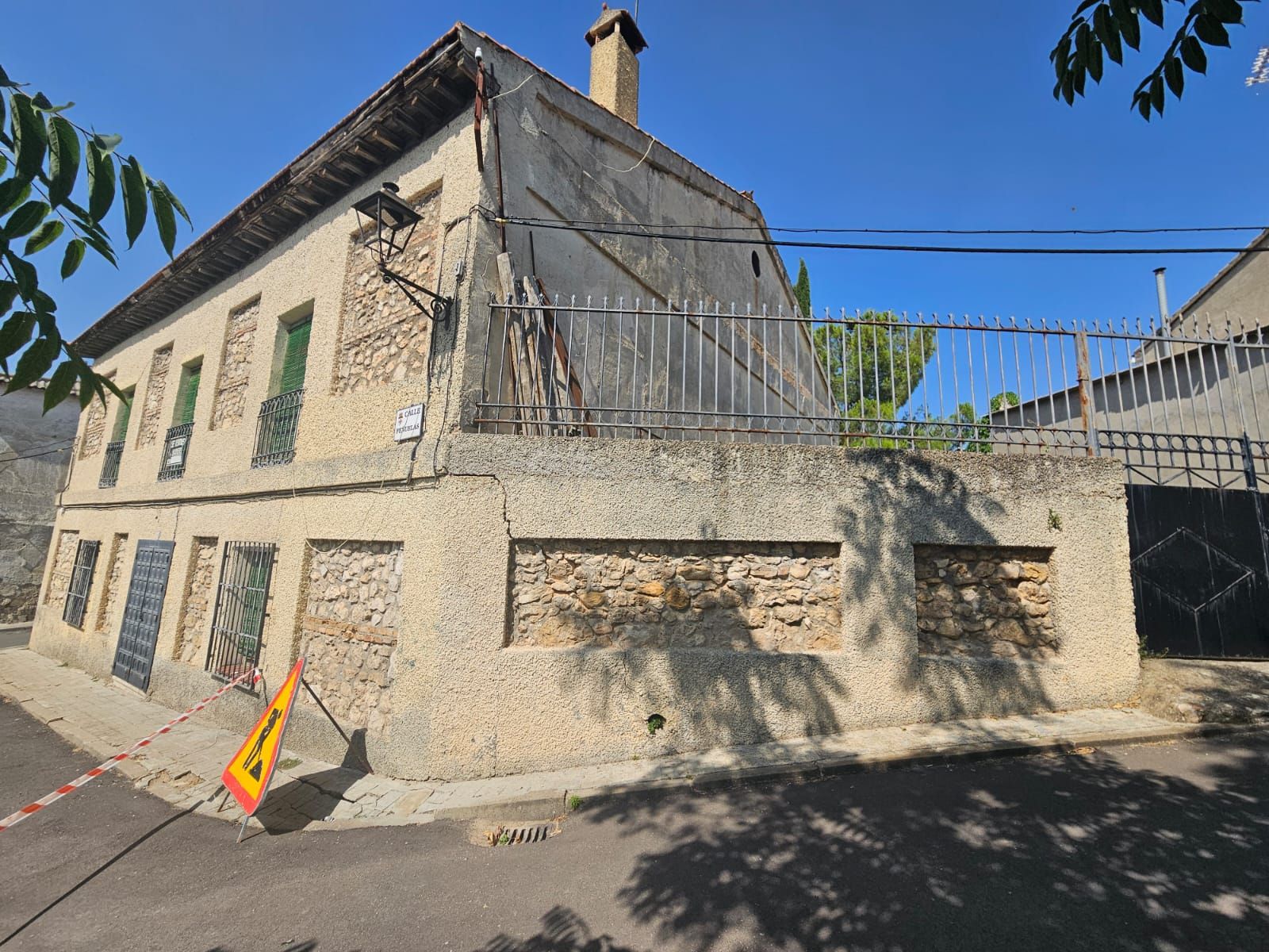 Exterior view of House or chalet for sale in Yebra