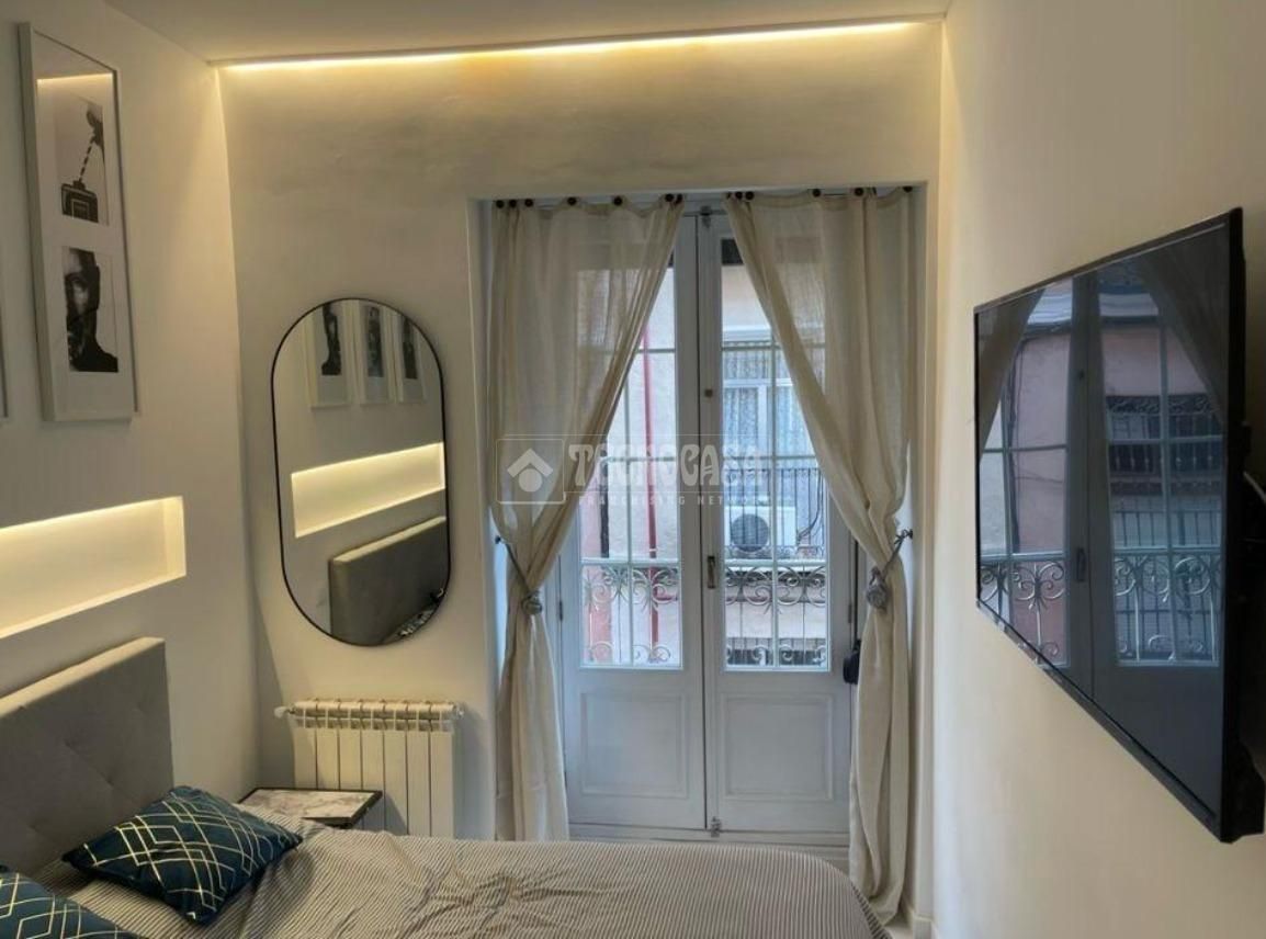 Flat for sale in Embajadores - Lavapiés, Centro,  Madrid Capital
