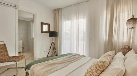 Foto 5 de Pis en venda a Urbanizacion Dominion Beach, 8, El Velerín, Estepona