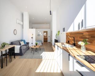 Living room of Flat for sale in  Granada Capital  with Air Conditioner and Heating