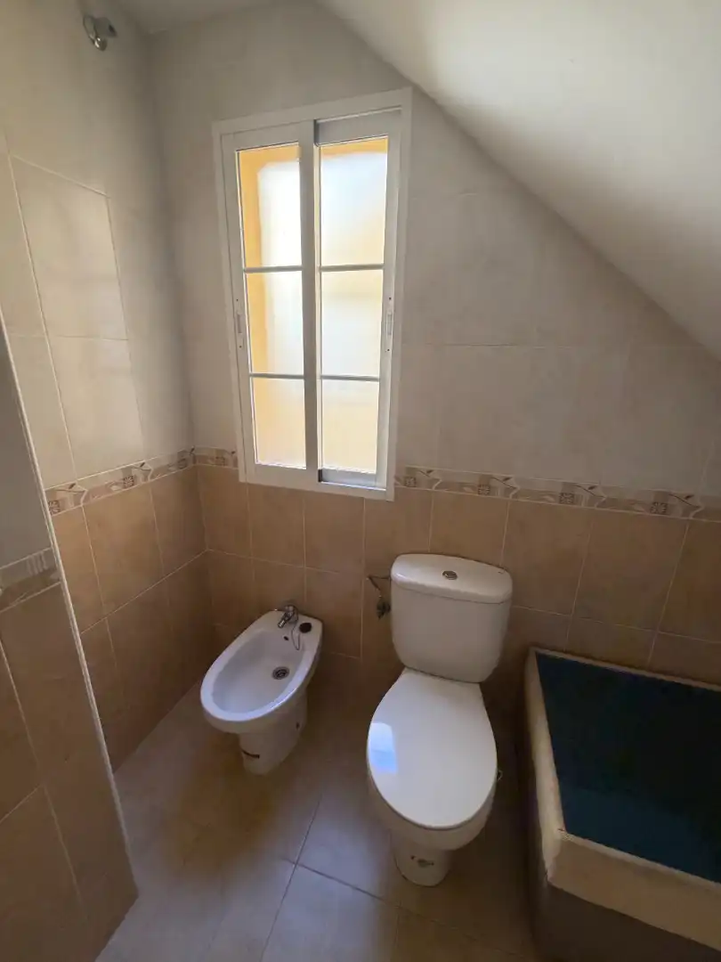 Bathroom of Duplexes for rent in Cúllar Vega  with Terrace, Furnished and Washing machine