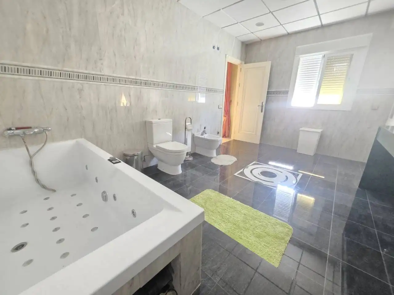 Bathroom of Houses for sale in Chiclana de la Frontera  with Terrace and Swimming Pool