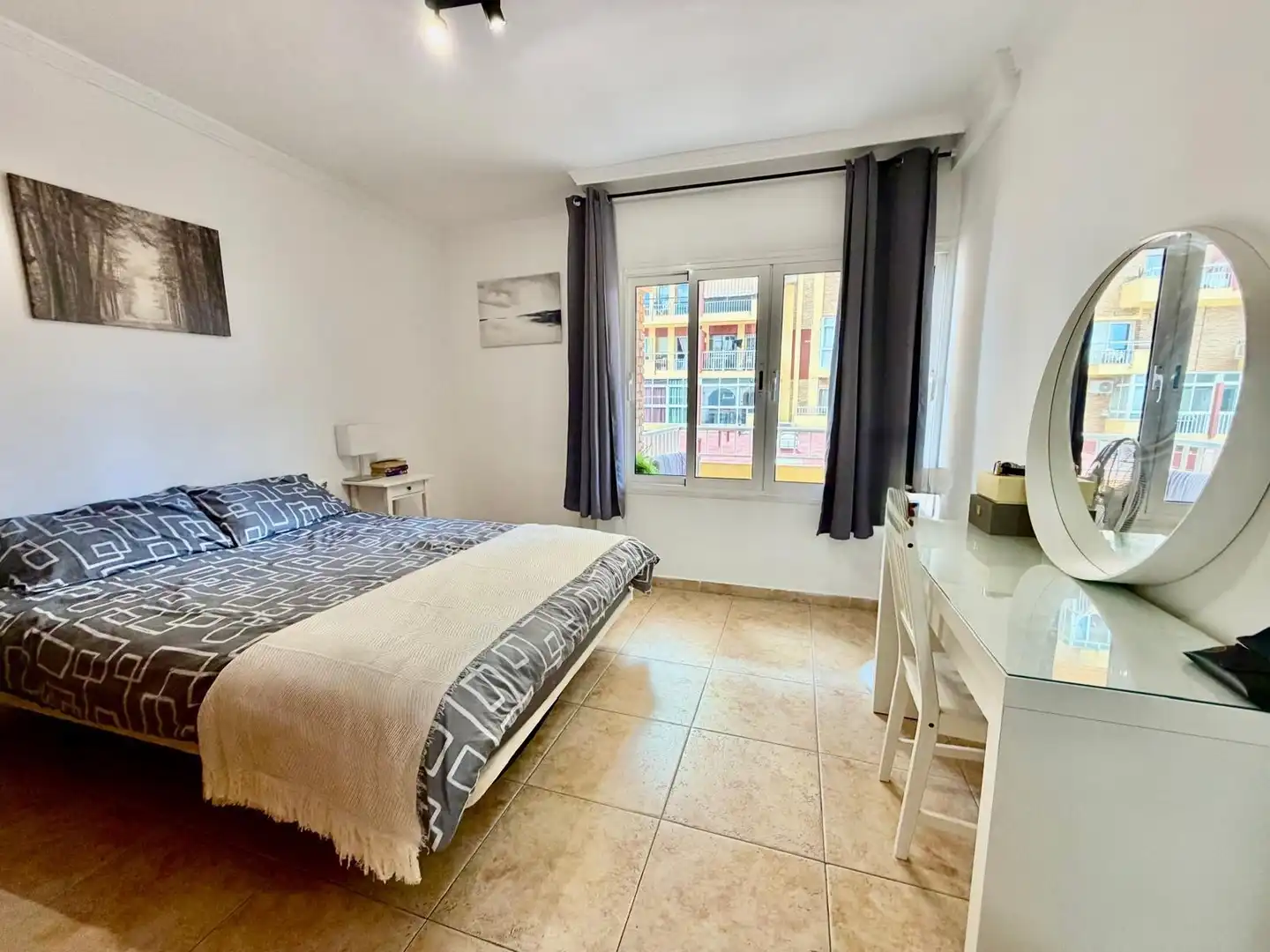 Habitación de Piso en venta en Benalmádena con Aire acondicionado, Calefacción y Jardín privado