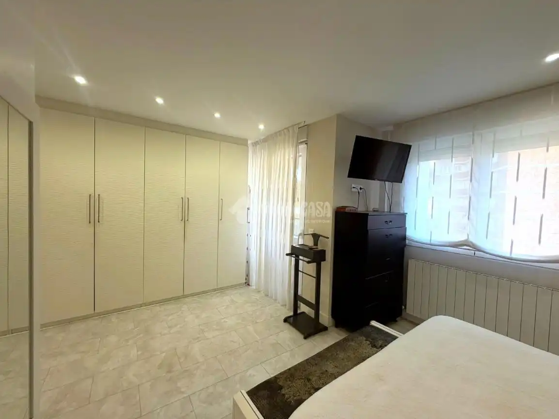 Habitación de Piso en venta en Bilbao  con Calefacción, Amueblado y Balcón