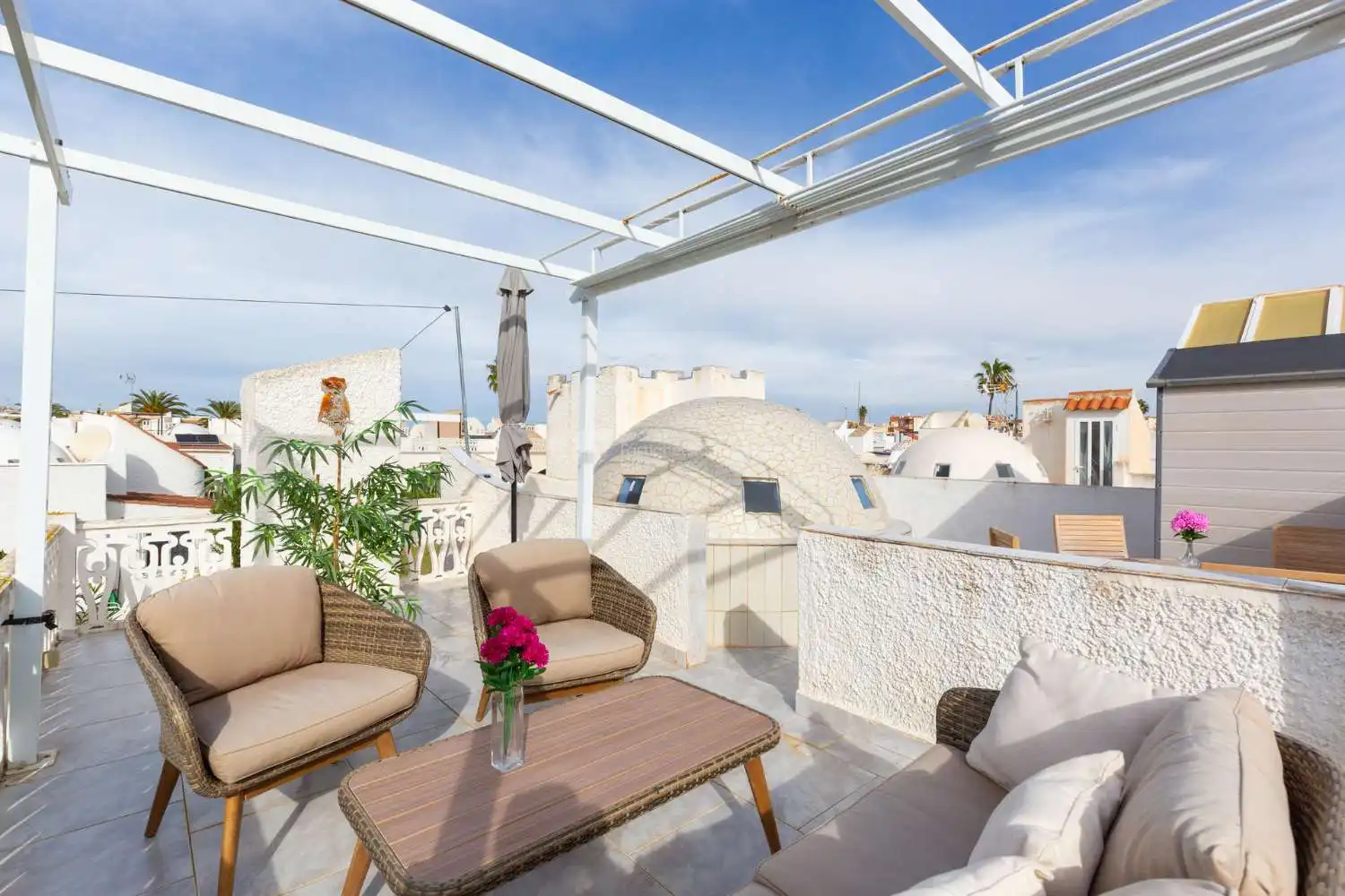 Terrassa de Casa o xalet en venda en Orihuela amb Aire condicionat, Moblat i Internet